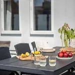 Leaves 6 - 2 Bdr With Shared Roof Terrace * Kodaň
