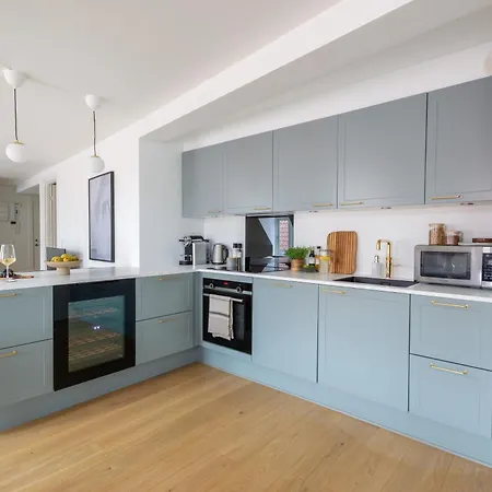 Sanders Leaves - Two-bedroom With Shared Roof-top Terrace * Copenhagen
