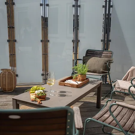 Sanders Leaves - Two-bedroom With Shared Roof-top Terrace Copenhagen