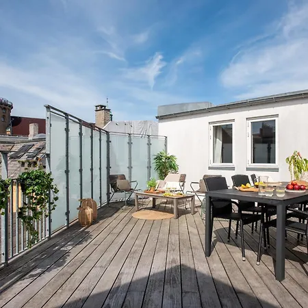 Sanders Leaves - Two-bedroom With Shared Roof-top Terrace Apartment Copenhagen