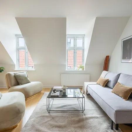 Sanders Leaves - Two-bedroom With Shared Roof-top Terrace Apartamento Copenhague