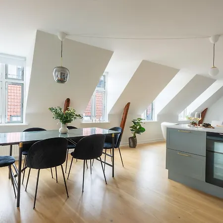 Leaves 6 - 2 Bdr With Shared Roof Terrace Apartamento Copenhaga