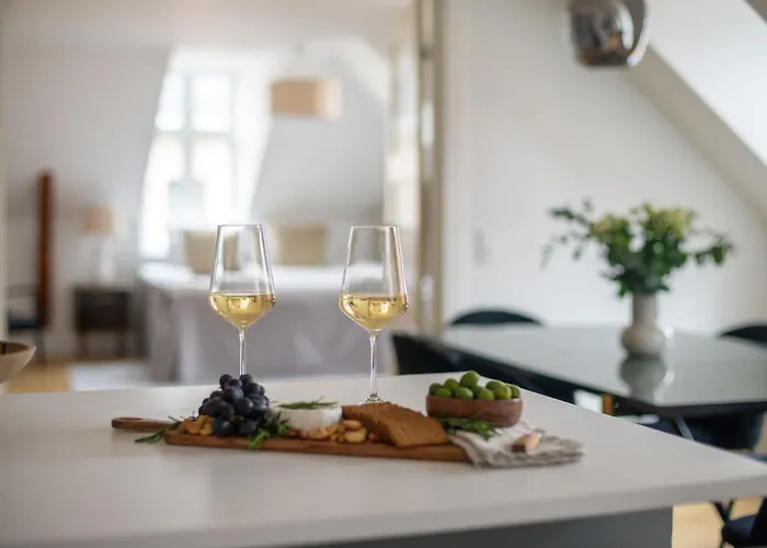 Leaves 6 - 2 Bdr With Shared Roof Terrace * Copenhaga